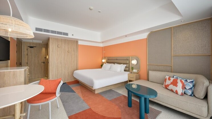 Centara Karon Resort